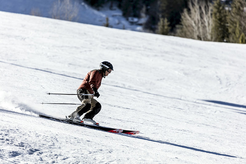 Skiing pleasures