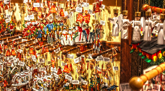 Bruges tourist souvenirs