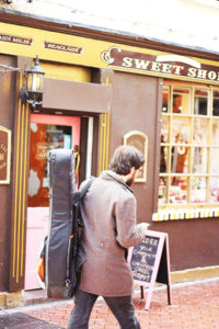 Musician in Temple Bar area.