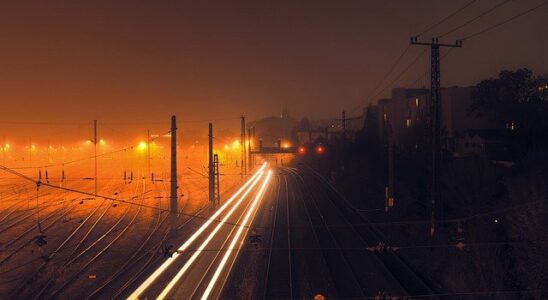Rail tracks at night in Vienna
